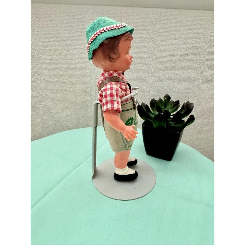 Madame ALEXANDER German Vintage 60s Festive Attire Doll Stand Kaiser Chicago 7